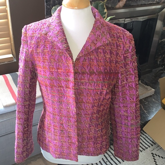 Vintage Beautiful Gently Loved Jacket by Harve Benard Collection - Picture 2 of 6